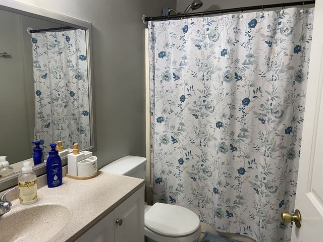 278 Donna Dr Apt C, Hendersonville, TN 37075