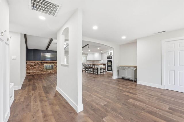 3304 Bellingham Court, Dallas, TX 75228