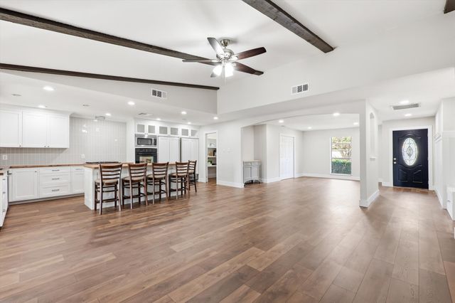 3304 Bellingham Court, Dallas, TX 75228