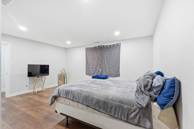 3304 Bellingham Court, Dallas, TX 75228