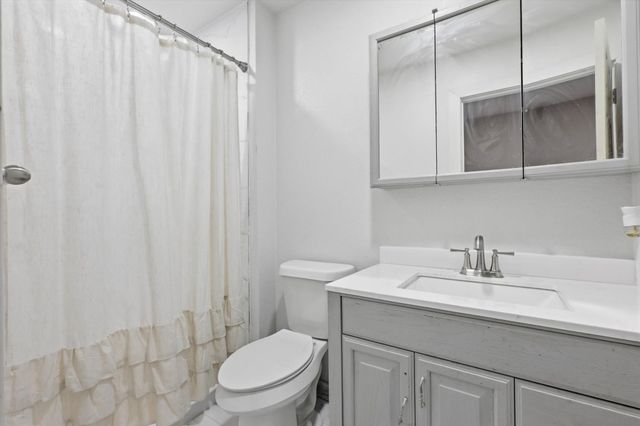 3304 Bellingham Court, Dallas, TX 75228