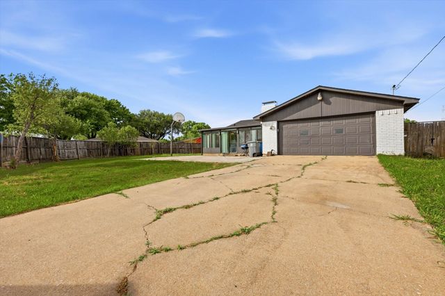 3304 Bellingham Court, Dallas, TX 75228