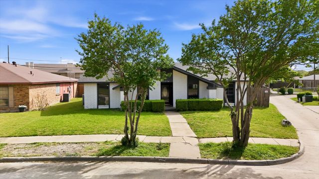 3304 Bellingham Court, Dallas, TX 75228