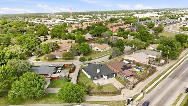 3304 Bellingham Court, Dallas, TX 75228