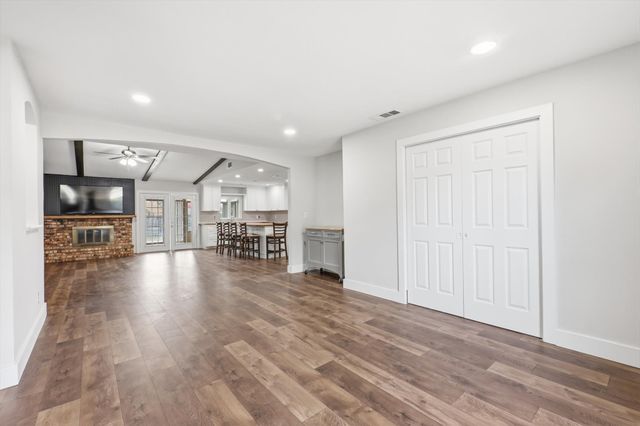 3304 Bellingham Court, Dallas, TX 75228