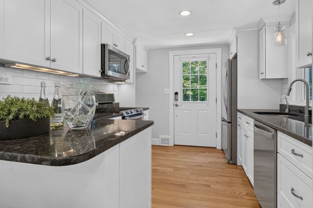 119 Sylvan Rd, Needham, MA 02492