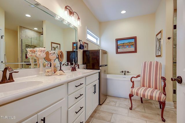 1150 Cabot Cove, Jonesborough, TN 37659