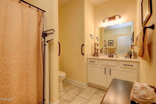1150 Cabot Cove, Jonesborough, TN 37659