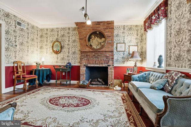 301-303 BALTIMORE ST, Gettysburg, PA 17325