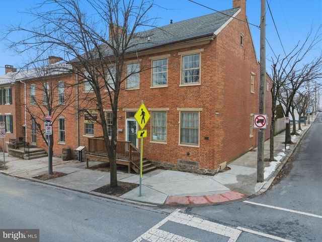 301-303 BALTIMORE ST, Gettysburg, PA 17325