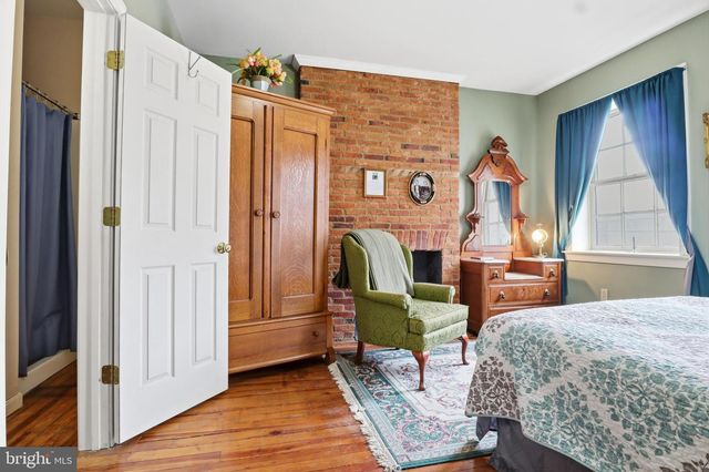 301-303 BALTIMORE ST, Gettysburg, PA 17325