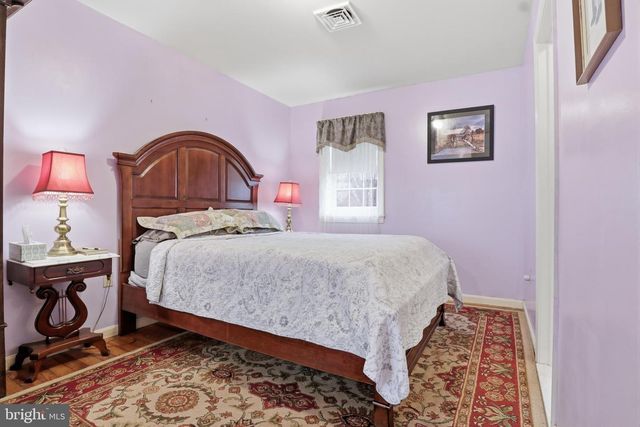 301-303 BALTIMORE ST, Gettysburg, PA 17325