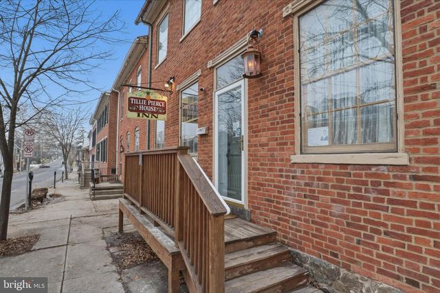 301-303 BALTIMORE ST, Gettysburg, PA 17325