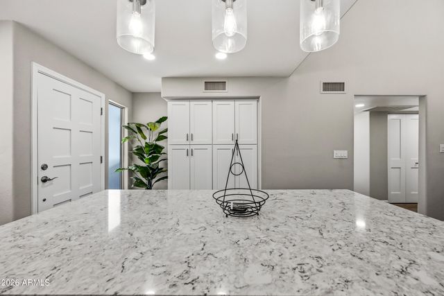 7340 N VIA CAMELLO DEL NORTE -- 234, Scottsdale, AZ 85258