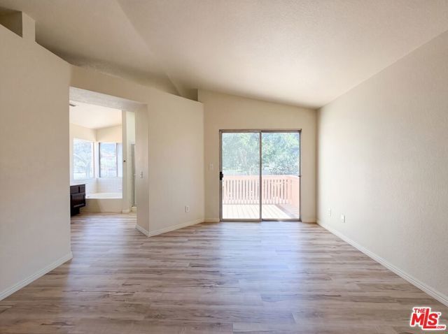 1138 Encantadora Lane, Lancaster, CA 93535