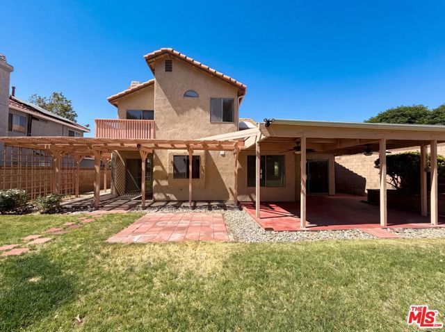 1138 Encantadora Lane, Lancaster, CA 93535