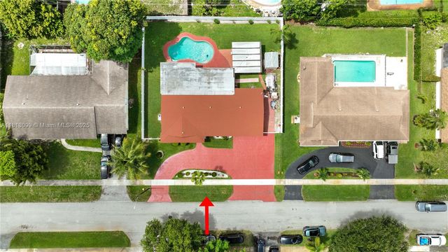 4500 NW 7th St, Plantation, FL 33317