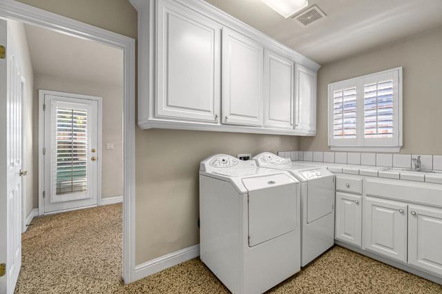 5025 W Birch Avenue, Fresno, CA 93722