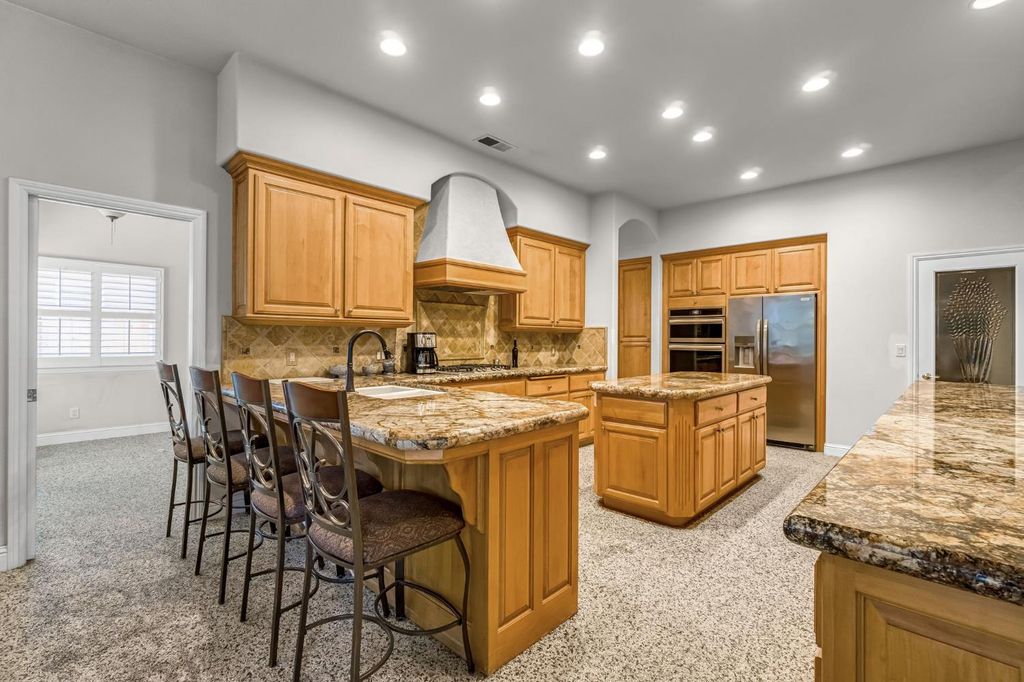 Image 15 of property listing at 5025 W Birch Avenue, Fresno, CA 93722