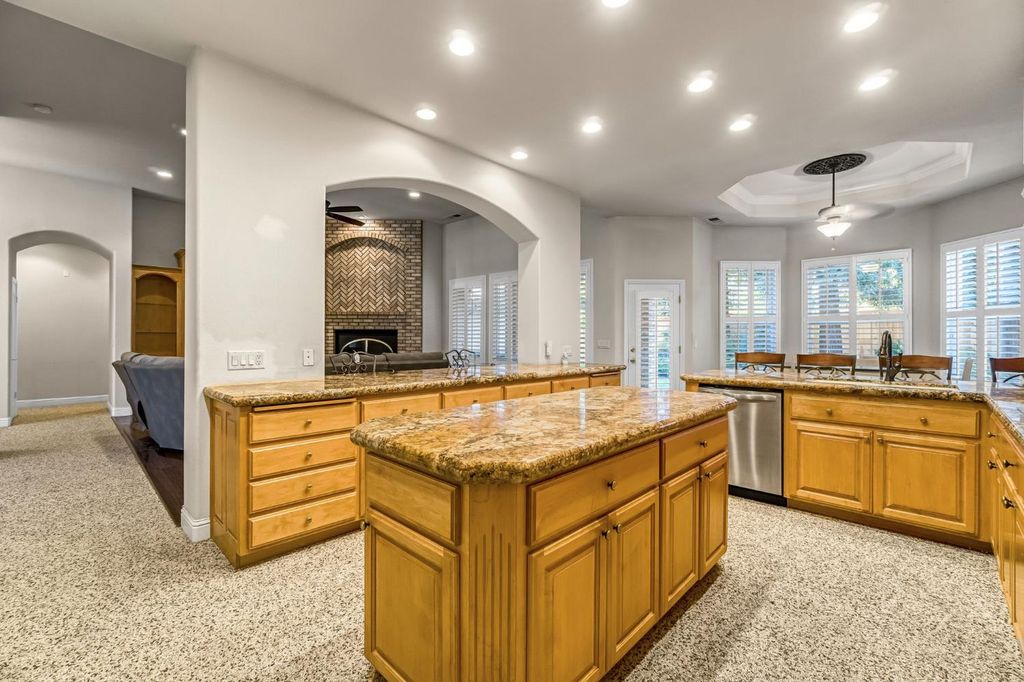 Image 19 of property listing at 5025 W Birch Avenue, Fresno, CA 93722