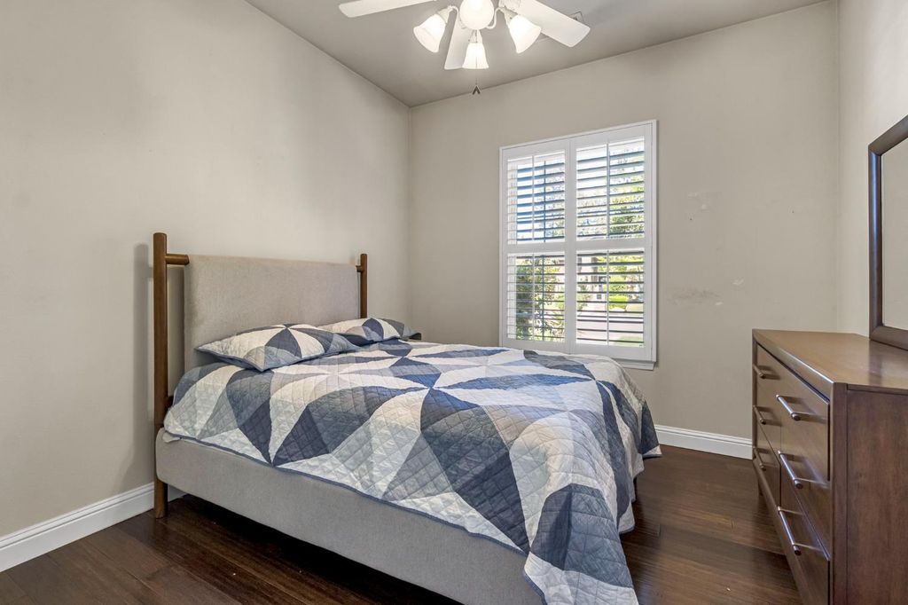 Image 27 of property listing at 5025 W Birch Avenue, Fresno, CA 93722
