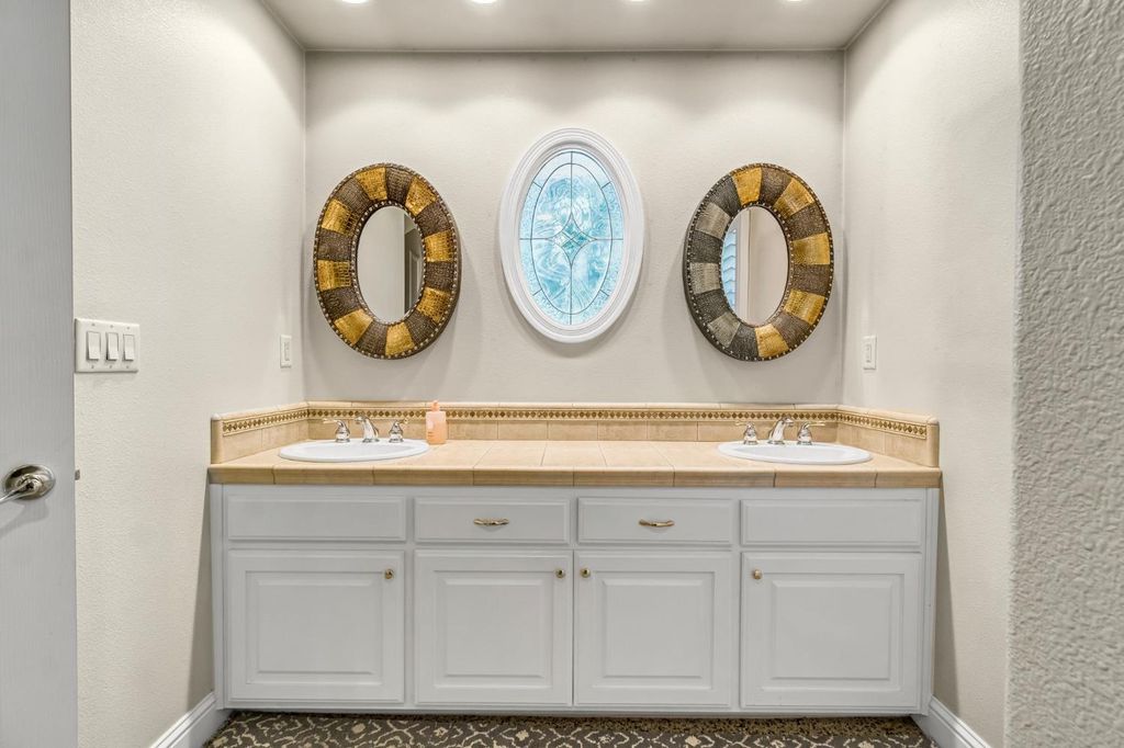 Image 30 of property listing at 5025 W Birch Avenue, Fresno, CA 93722