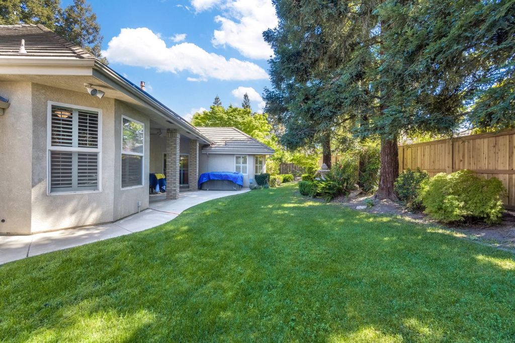 Image 37 of property listing at 5025 W Birch Avenue, Fresno, CA 93722