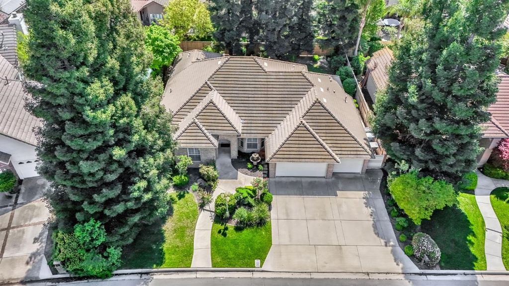Image 42 of property listing at 5025 W Birch Avenue, Fresno, CA 93722