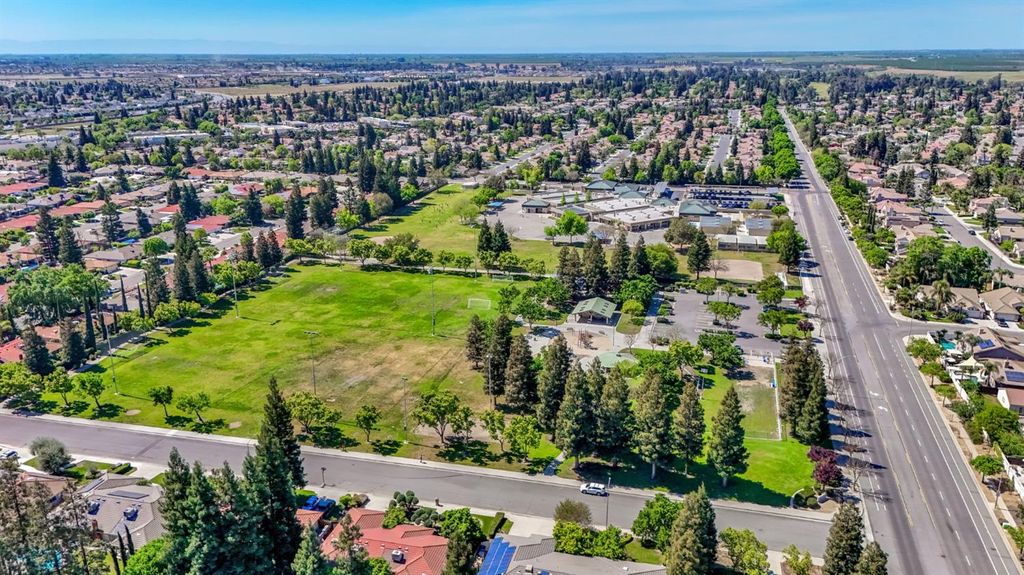 Image 46 of property listing at 5025 W Birch Avenue, Fresno, CA 93722