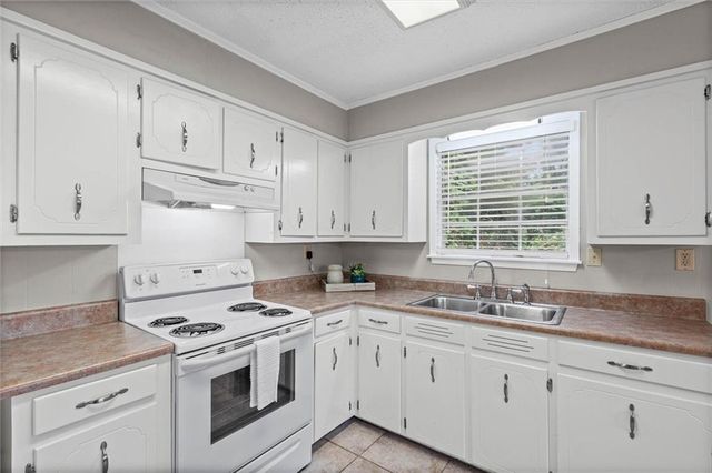 5660 Hi Wood Court, Satsuma, AL 36572