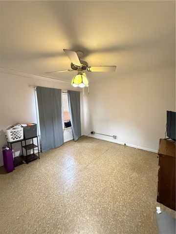 1603 Pena St, Alice, TX 78332