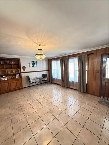 1603 Pena St, Alice, TX 78332