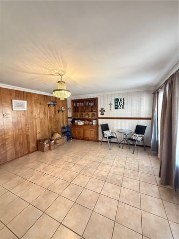 1603 Pena St, Alice, TX 78332