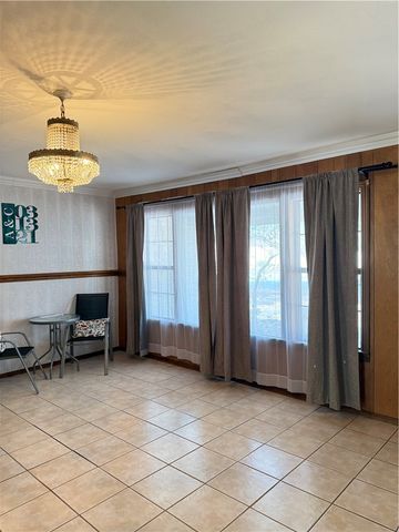 1603 Pena St, Alice, TX 78332