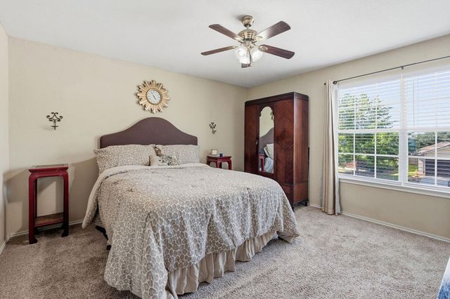 12800 Wedding DR, Manor, TX 78653