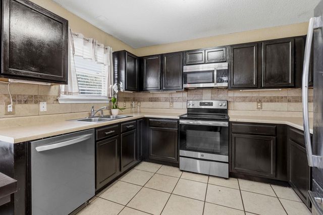 12800 Wedding DR, Manor, TX 78653