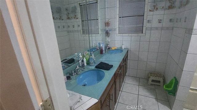 946 S Ferris, East Los Angeles, CA 90022
