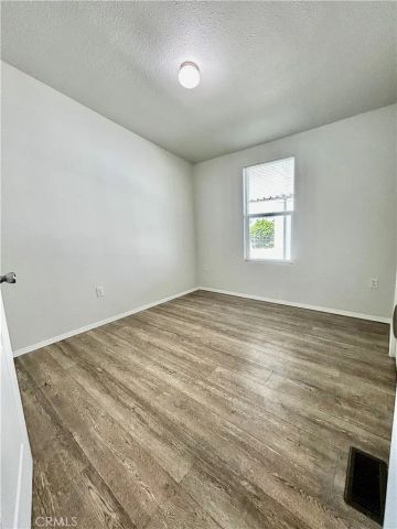 999 S Santa Fe 66, San Jacinto, CA 92583