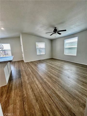 999 S Santa Fe 66, San Jacinto, CA 92583