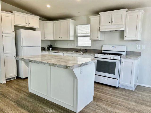 999 S Santa Fe 66, San Jacinto, CA 92583
