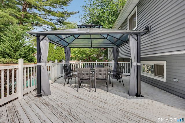4 Mark Drive, Norwalk, CT 06851