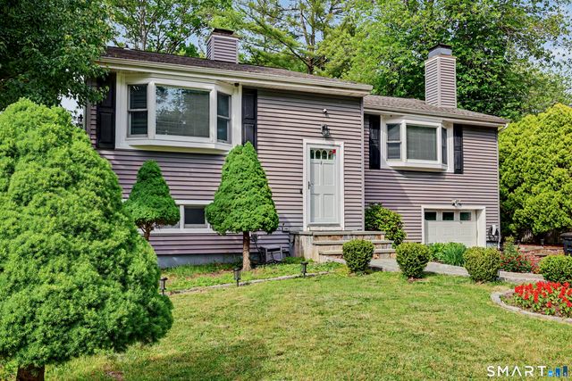 4 Mark Drive, Norwalk, CT 06851
