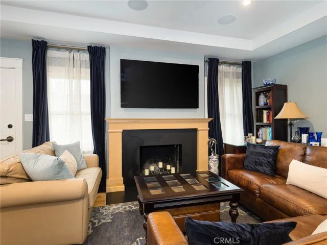 211 E Pine Avenue, El Segundo, CA 90245