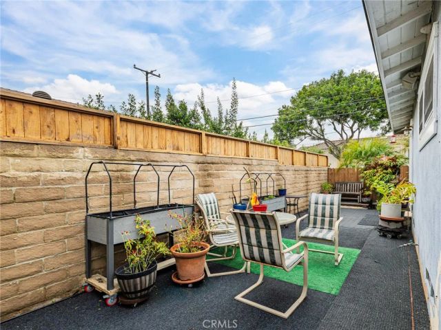 211 E Pine Avenue, El Segundo, CA 90245