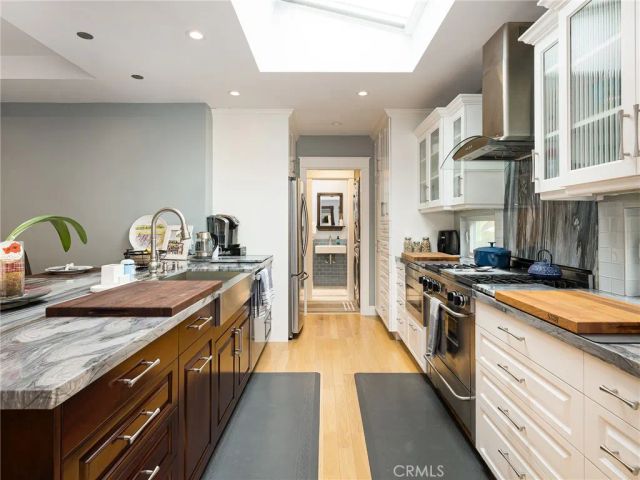 211 E Pine Avenue, El Segundo, CA 90245