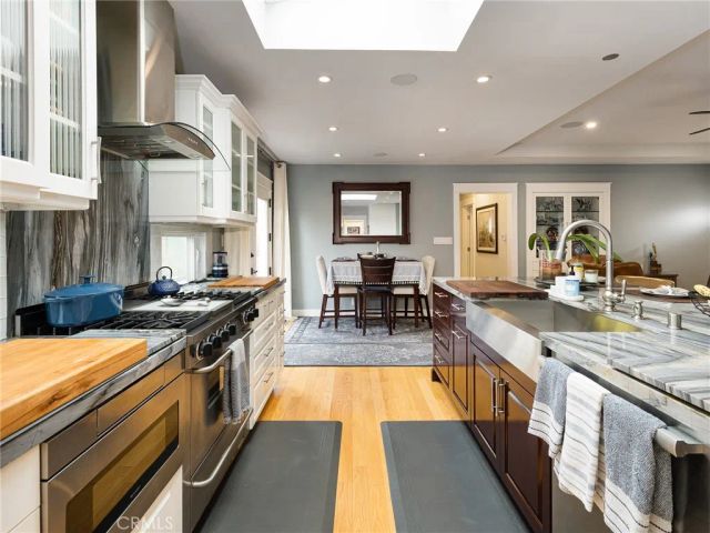 211 E Pine Avenue, El Segundo, CA 90245