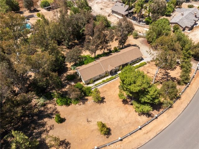16639 Fox Glen, Riverside, CA 92504