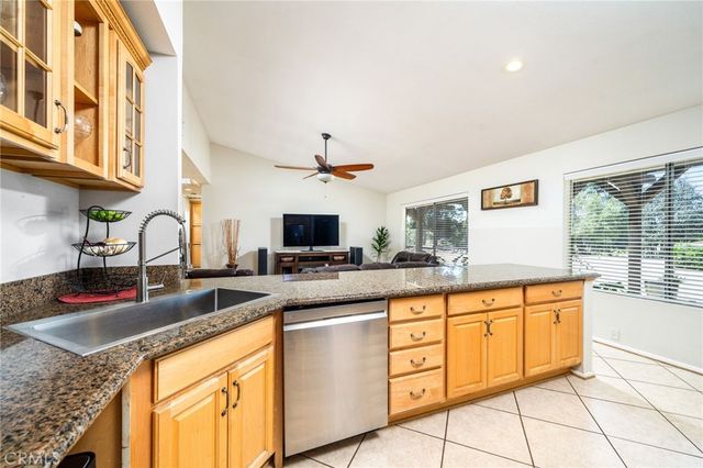 16639 Fox Glen, Riverside, CA 92504