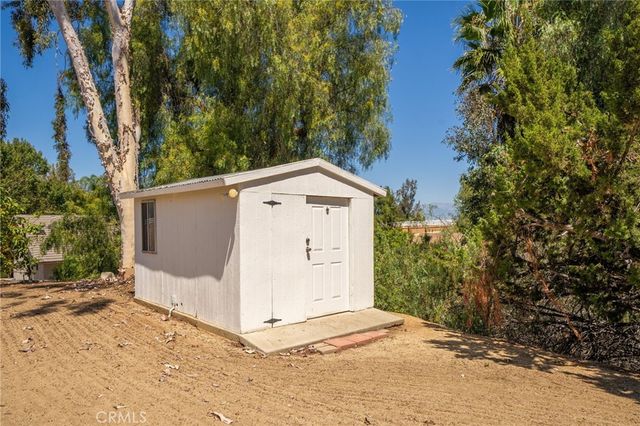 16639 Fox Glen, Riverside, CA 92504