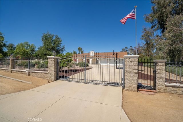 16639 Fox Glen, Riverside, CA 92504